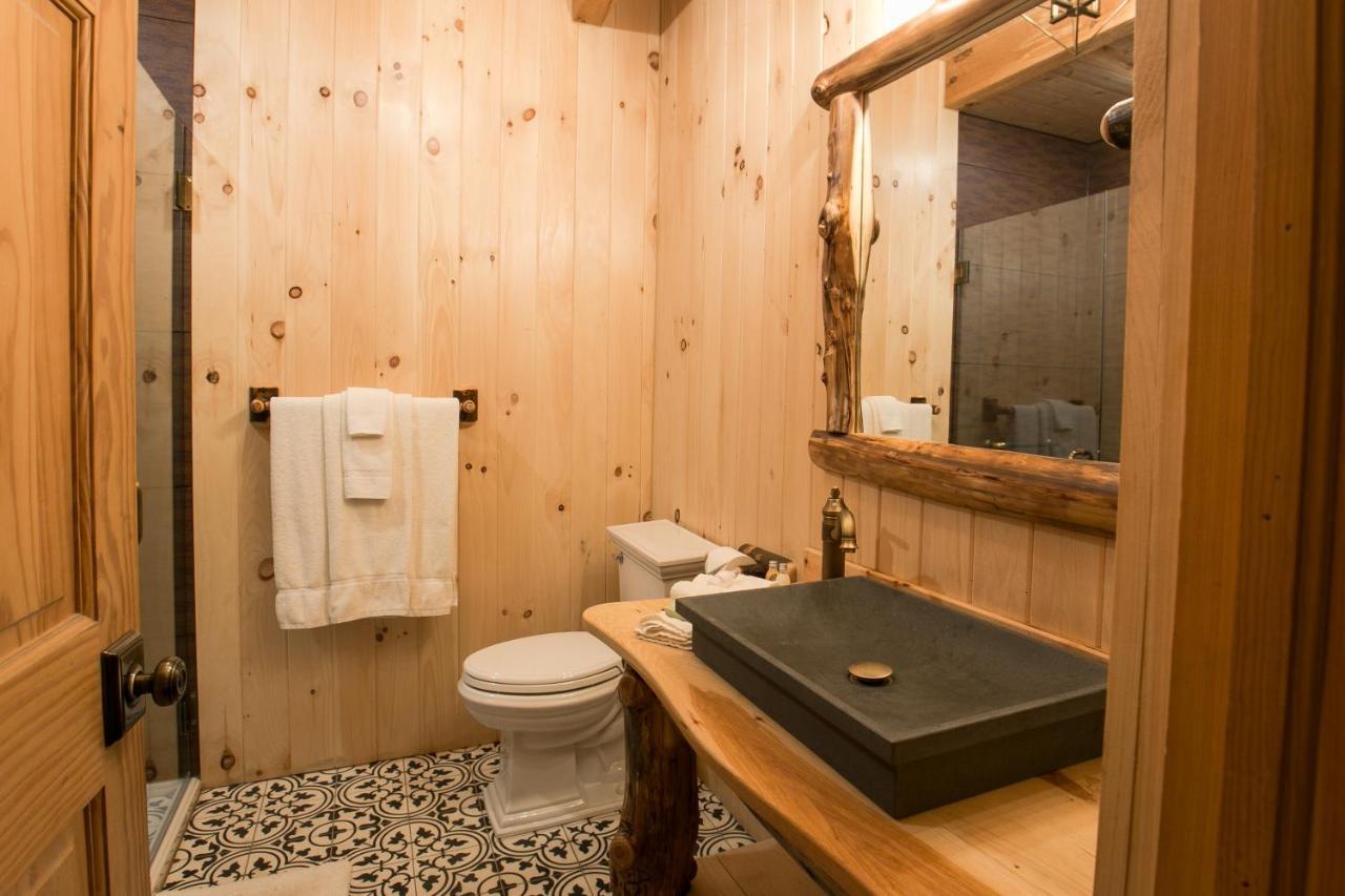 Coblentz Country Lodge By Amish Country Lodging Berlin Buitenkant foto